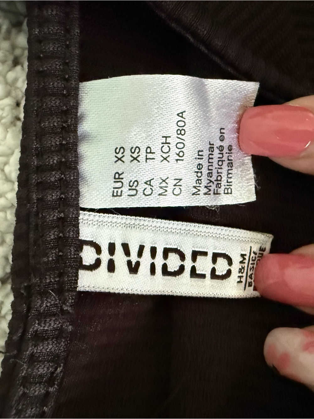 H&M Black Ribbed Square-Neck Crop Tank - Picture 3 of 3